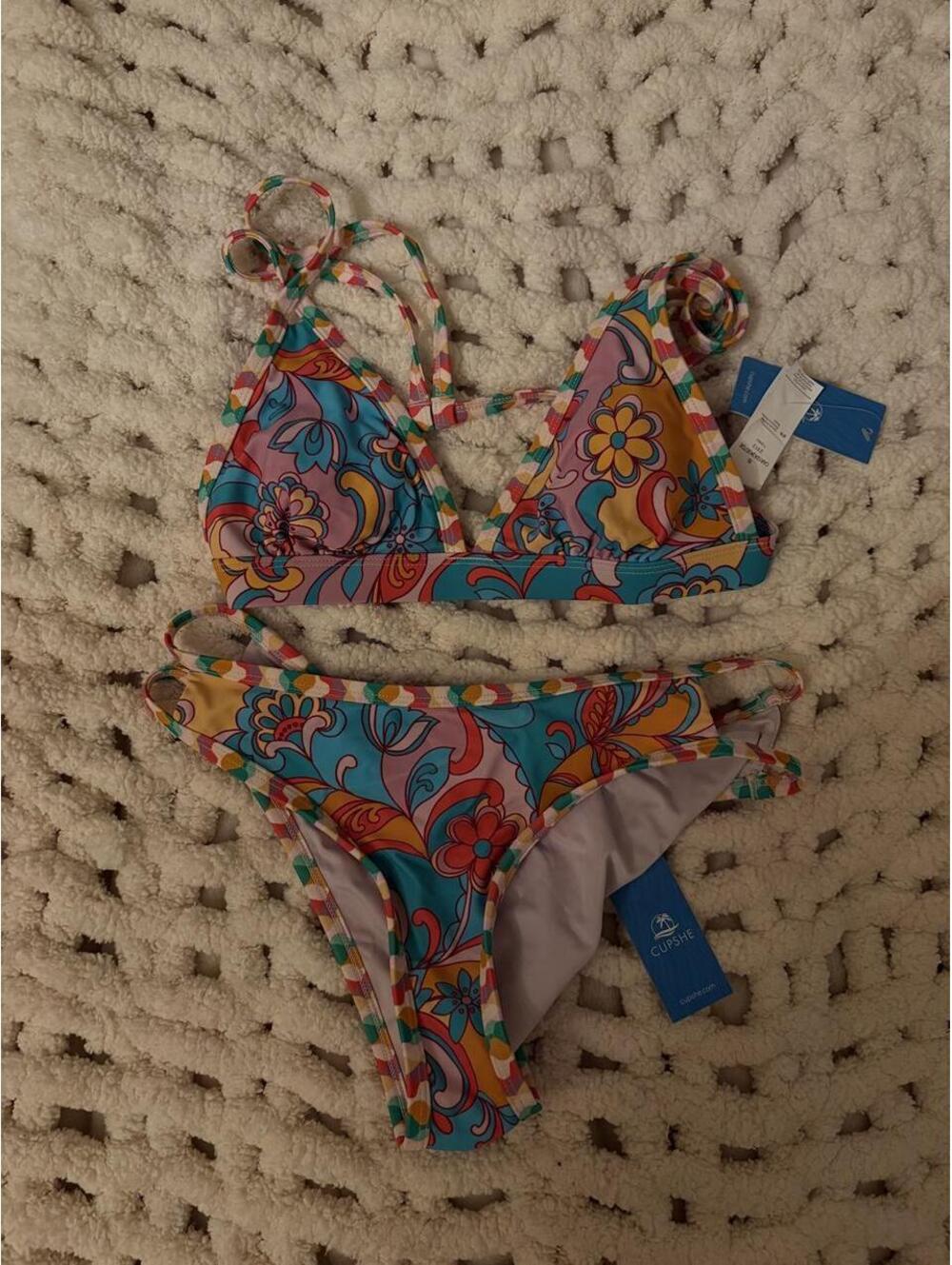 Cupshe Women's eurosummer coded bikini